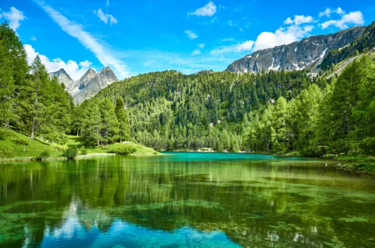 Imagebild Domotec AG _ Warmwasser Wärmepumpen _ Wärmepumpen